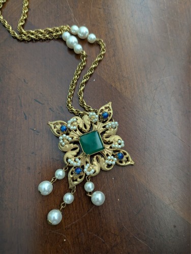 Miriam haskell pendant - miriam,